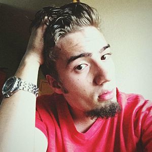 Meet your Posher, Jonathan